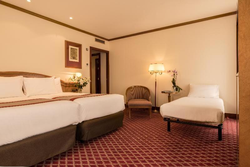 Triple Room,1272681430:JPEG