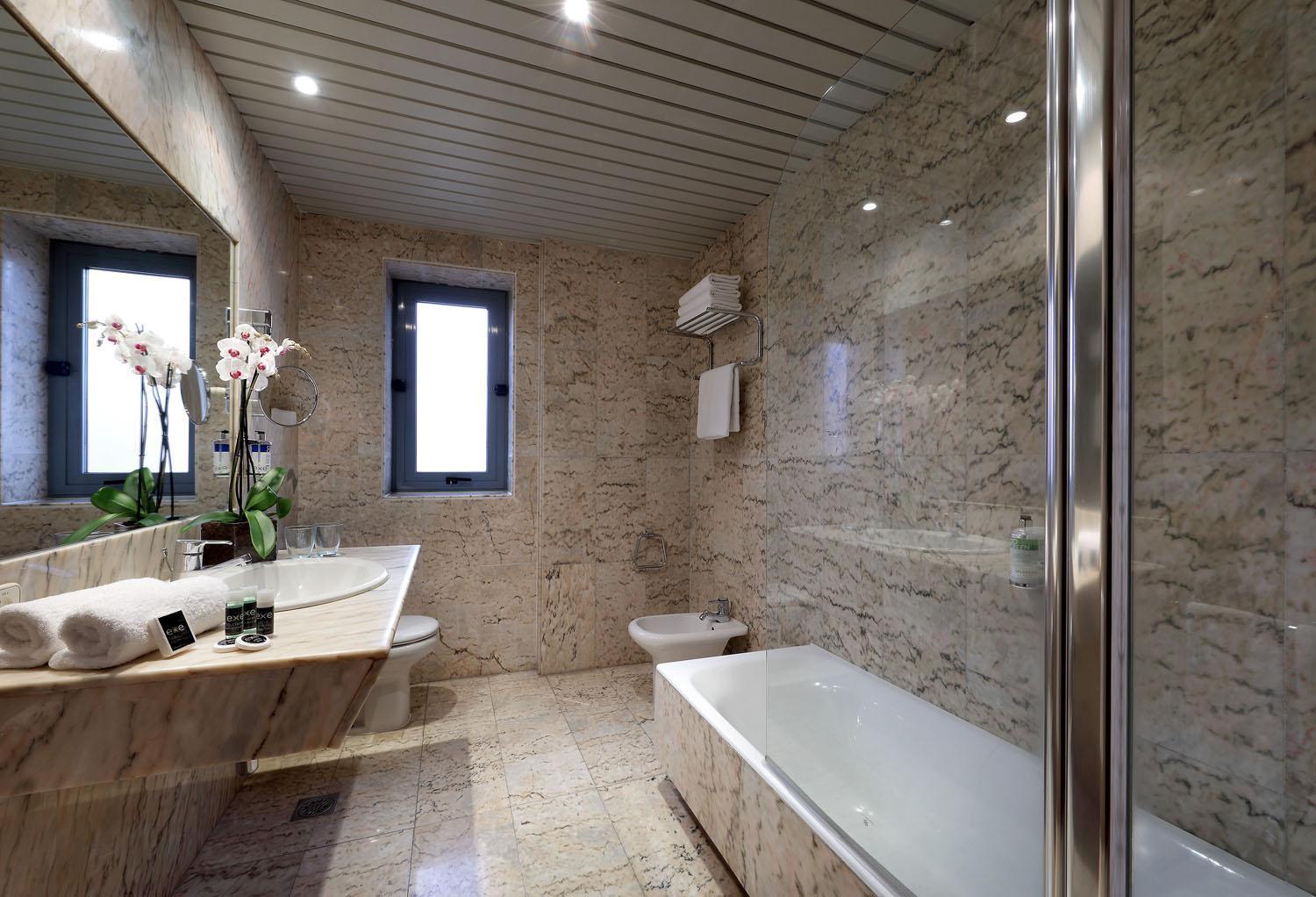 Standard Triple Room,1186422094:JPEG
