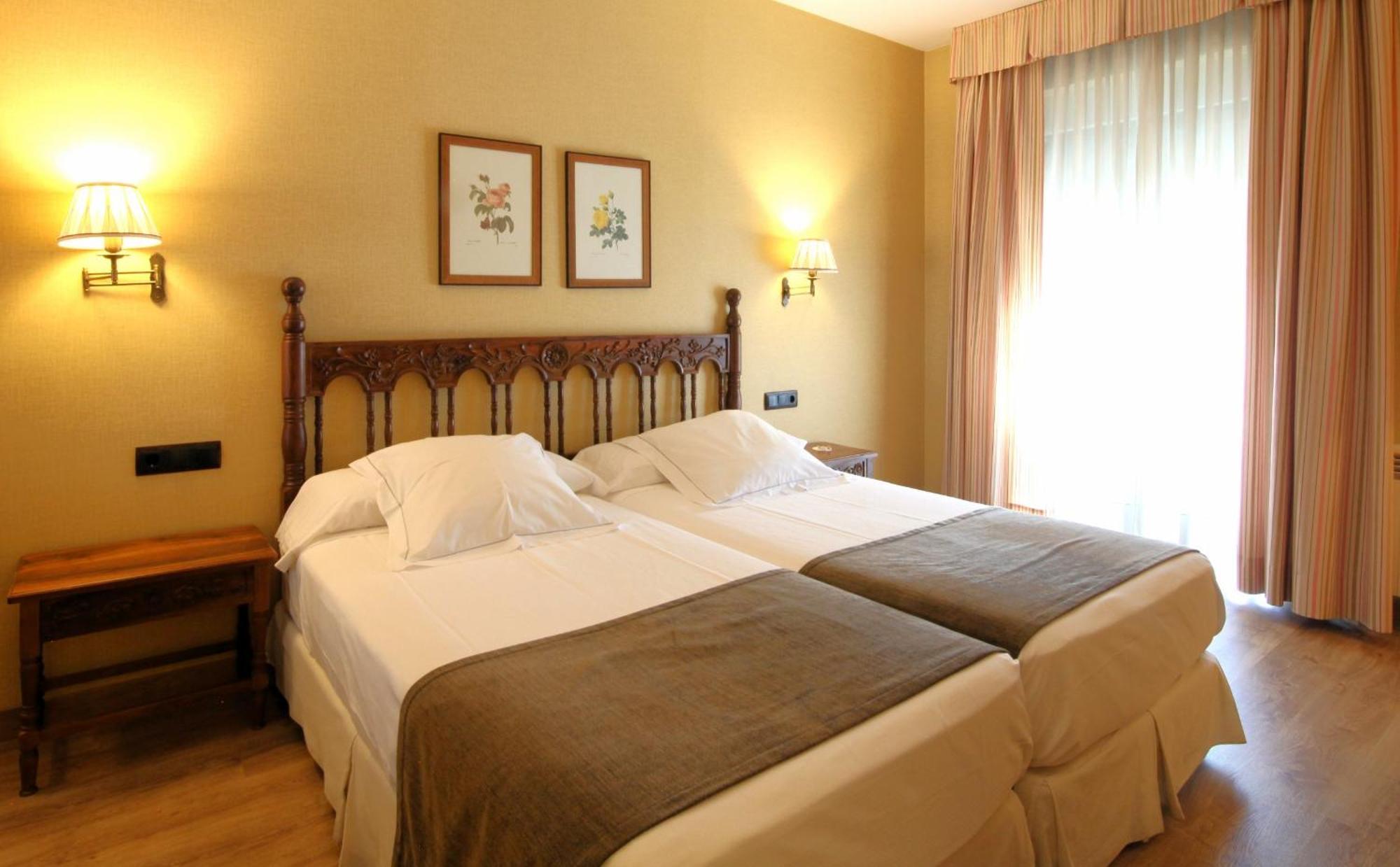 Double or Twin Room,1549551256:JPEG