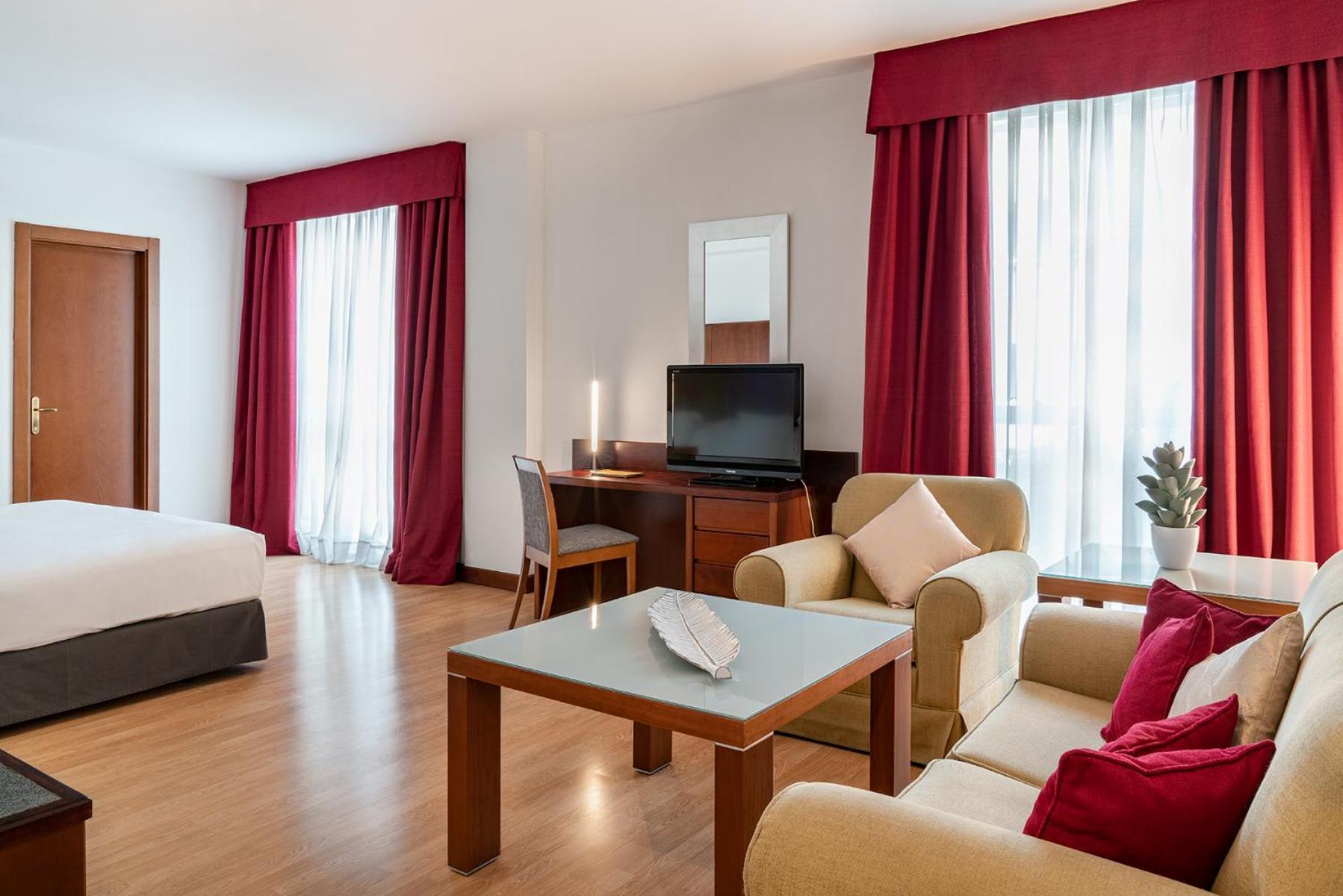Deluxe Room,908577589:JPEG